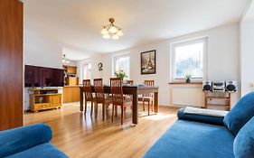 Apartament Bukowy z bilardem